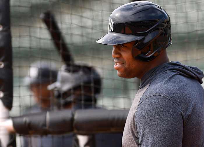 Chris Gittens hitting BP in spring training